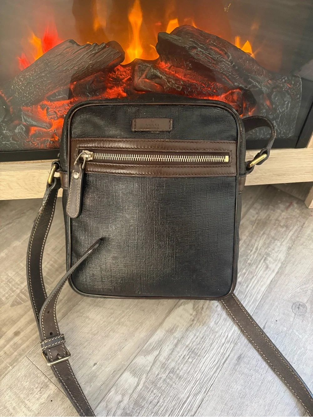Authentic GUCci vintage brown black crossbody bag purse tote handbag